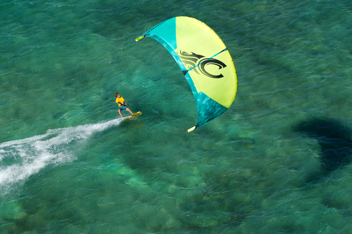 Kitesurfing  on the 2015 Cabrinha Contra kite