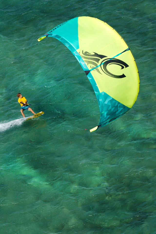 kitesurf wallpaper image - Kitesurfing  on the 2015 Cabrinha Contra kite - in resolution: iPhone 640 X 960